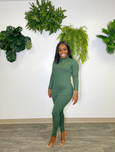 Load image into Gallery viewer, It Girl Set (Money Green)