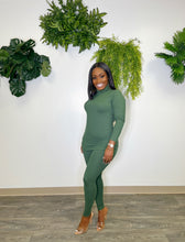 Load image into Gallery viewer, It Girl Set (Money Green)